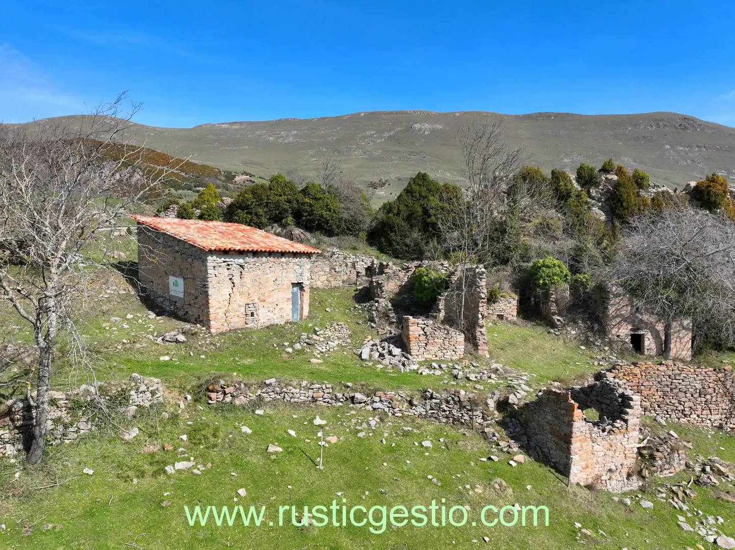 Finca rústica en venta en Ogassa con Jardín privado y Terraza