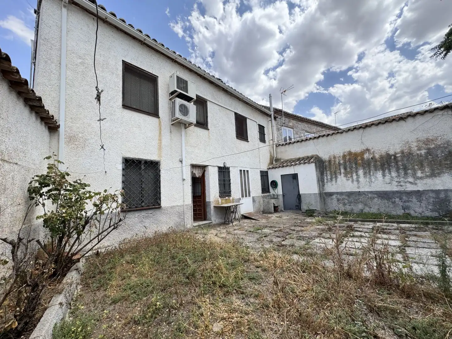 Vista exterior de Casa o xalet en venda en Las Ventas Con Peña Aguilera amb Calefacció