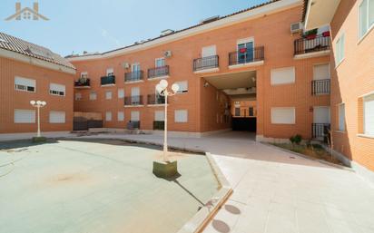 Exterior view of Duplex for sale in Casarrubios del Monte