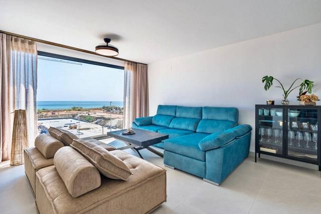 Casa-chalet en Alquiler en Urbanización Santa Rosa