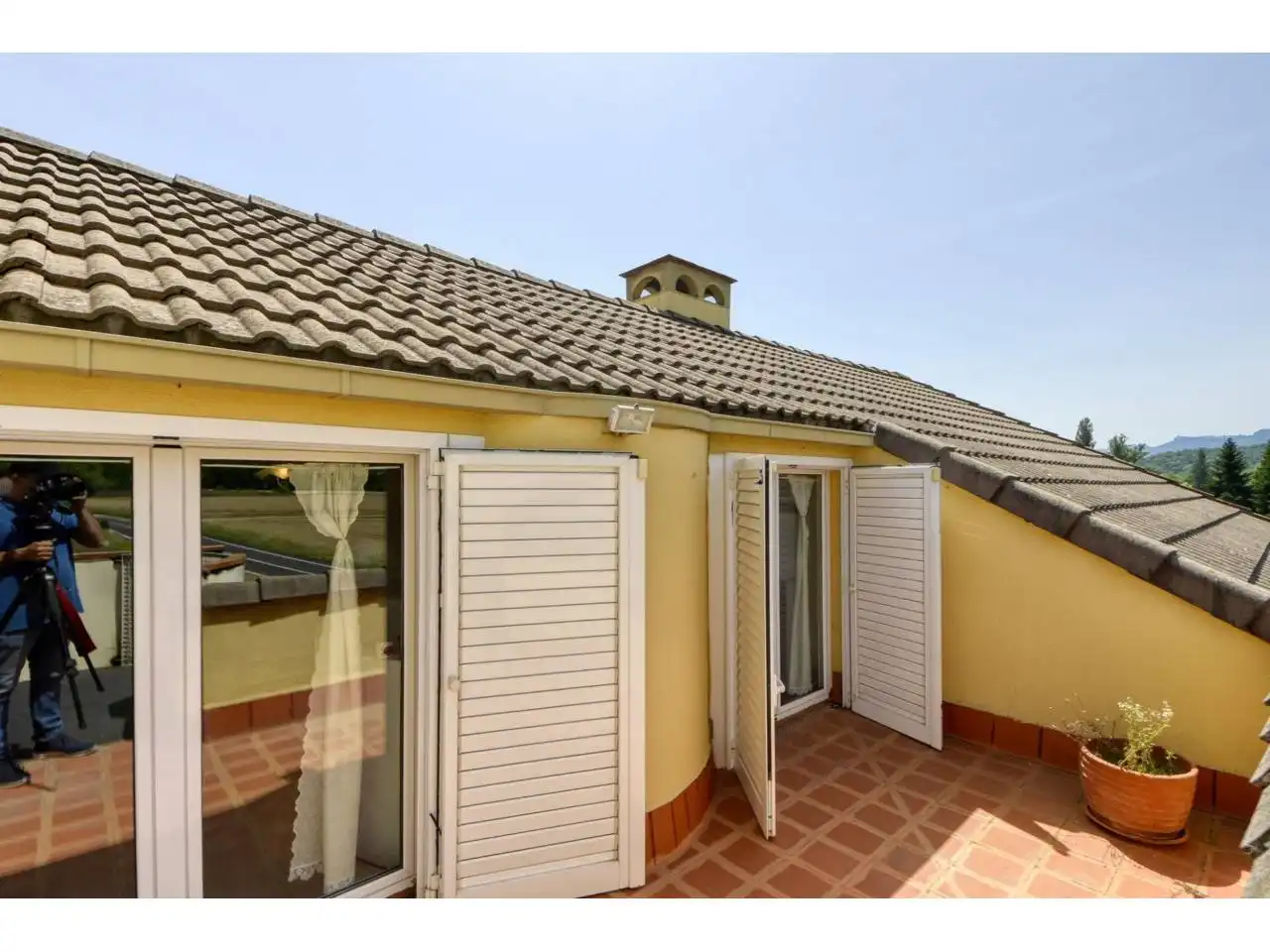 Terraza de Casa o chalet en venta en La Vall d'en Bas con Calefacción, Jardín privado y Parquet