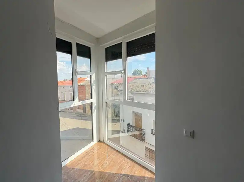 Exterior view of Flat for rent in Villarejo de Fuentes