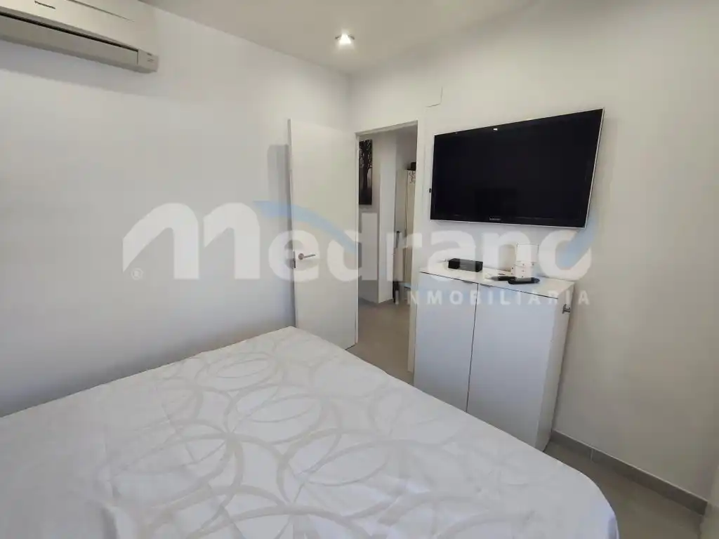 Habitación de Apartamento en venta en Benidorm con Aire acondicionado y Terraza