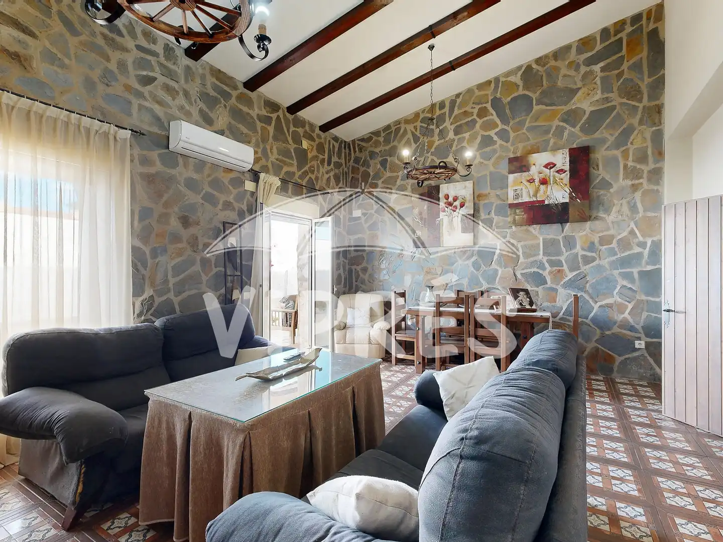 Living room of Houses for sale in Arroyo de San Serván  with Heating and Storage room