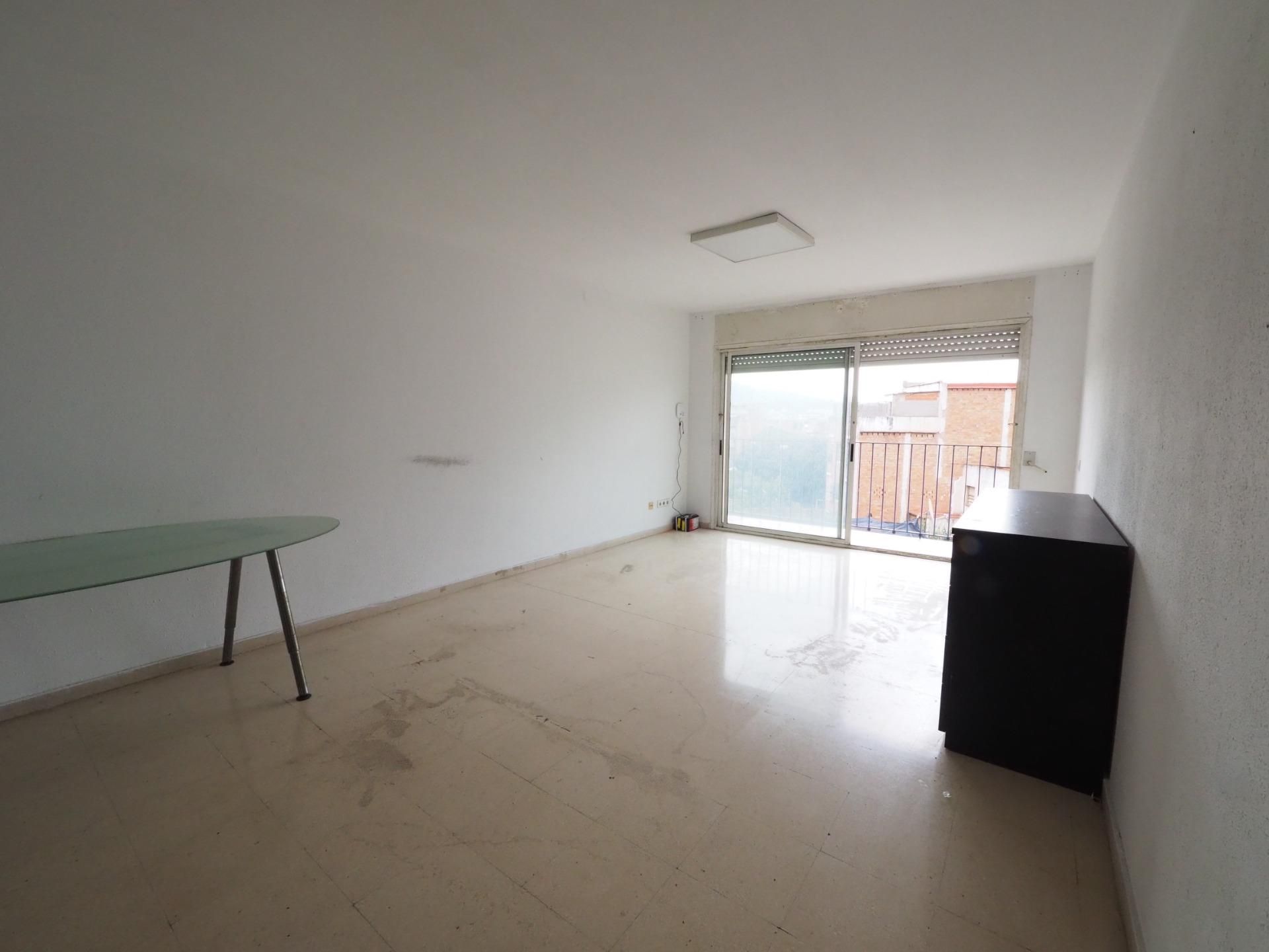 Sala de estar de Piso en venta en  Barcelona Capital con Calefacción y Balcón