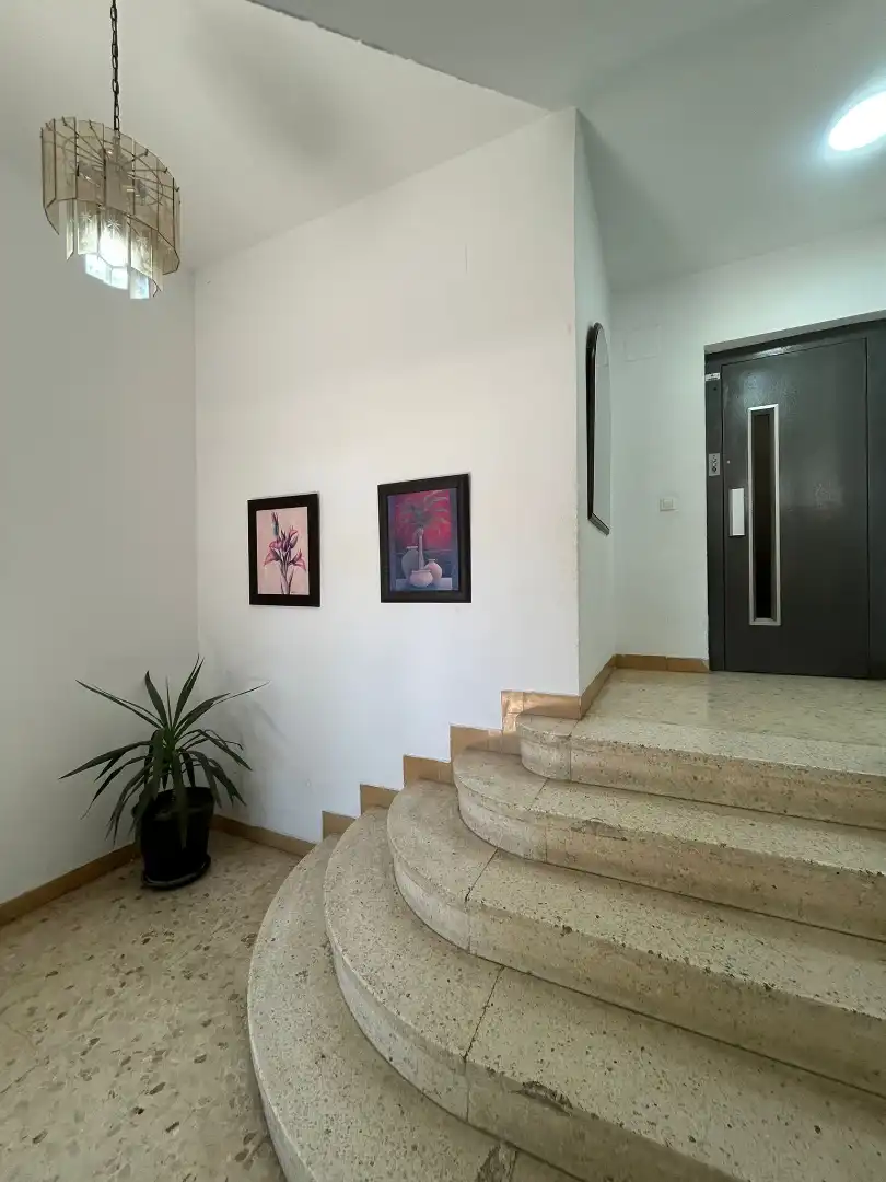 Flat for sale in Sevilla  with Air Conditioner and Terrace