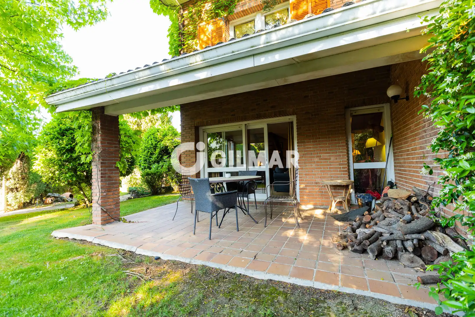 Jardí de Casa adosada en venda en Becerril de la Sierra amb Calefacció, Jardí privat i Piscina