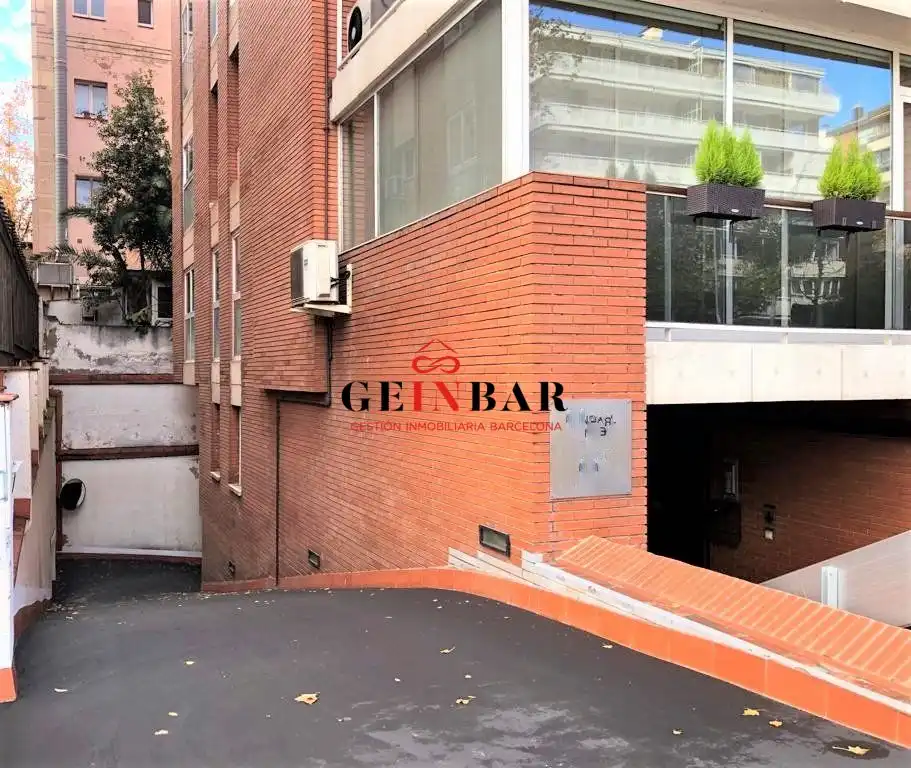Parkplatz zum Verkauf in Ronda general mitre 59, imagen 2