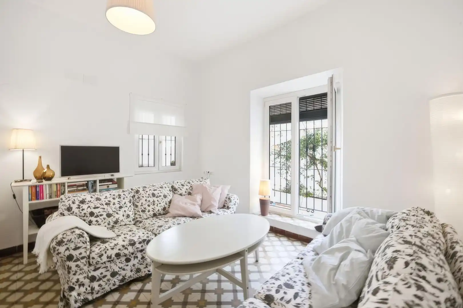 Wohnzimmer von Haus oder Chalet zum Verkauf in Vejer de la Frontera mit Privatgarten, Terrasse und Möbliert