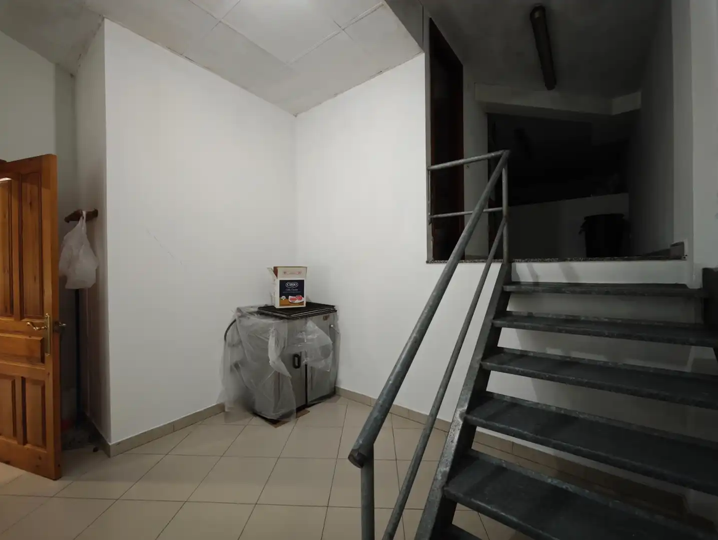 Commercial properties for rent in Narón  with Air Conditioner and Furnished