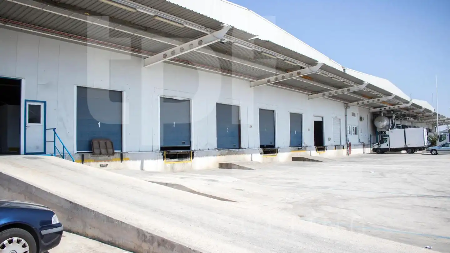 Außenansicht von Fabrikhallen zur Miete in Alicante / Alacant