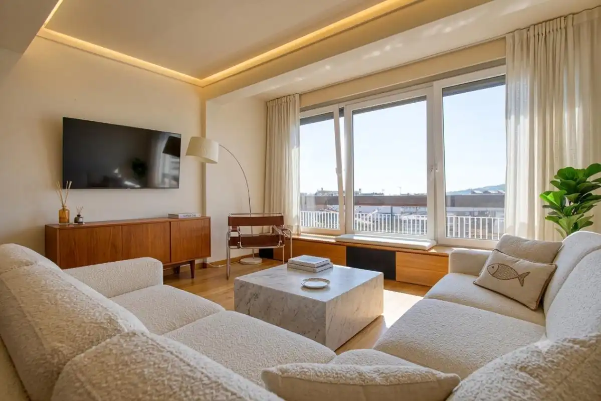 Sala de estar de Piso en venta en Barcelona con Aire acondicionado, Calefacción y Jardín privado