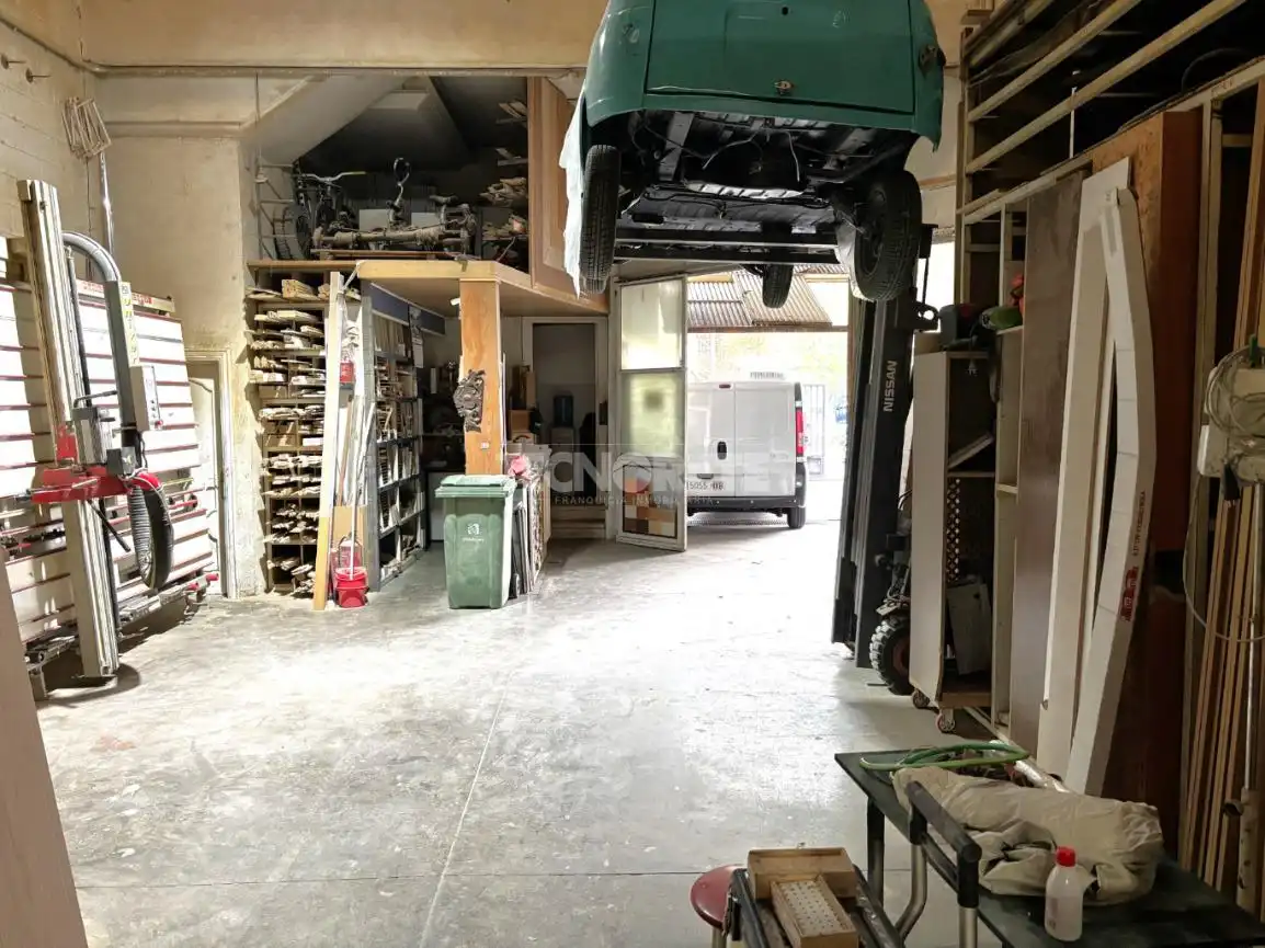 Local commercial à vendre à C. de Juan de la Cierva, imagen 7