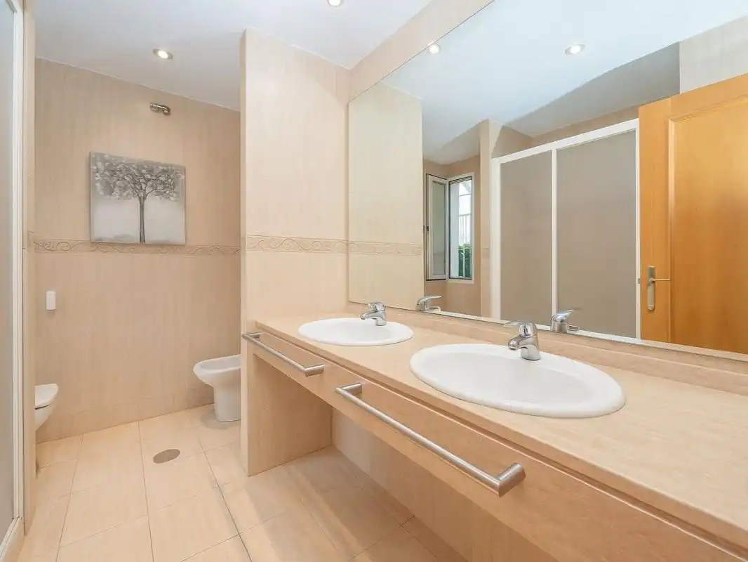 Houses for sale in Carrer de la Espinela, Valle del Sol