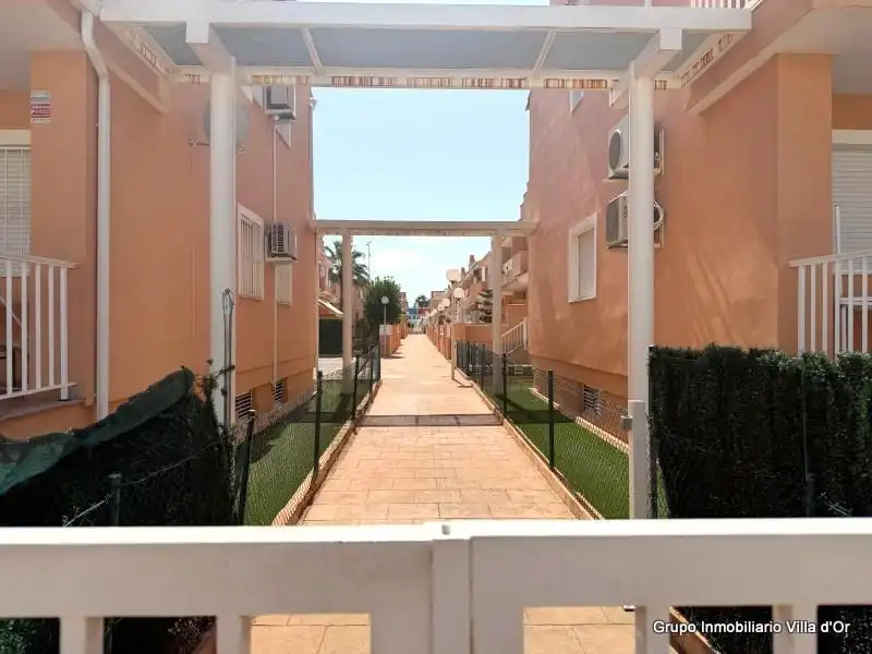 Vista exterior de Casa adosada en venda en El Verger, Alicante