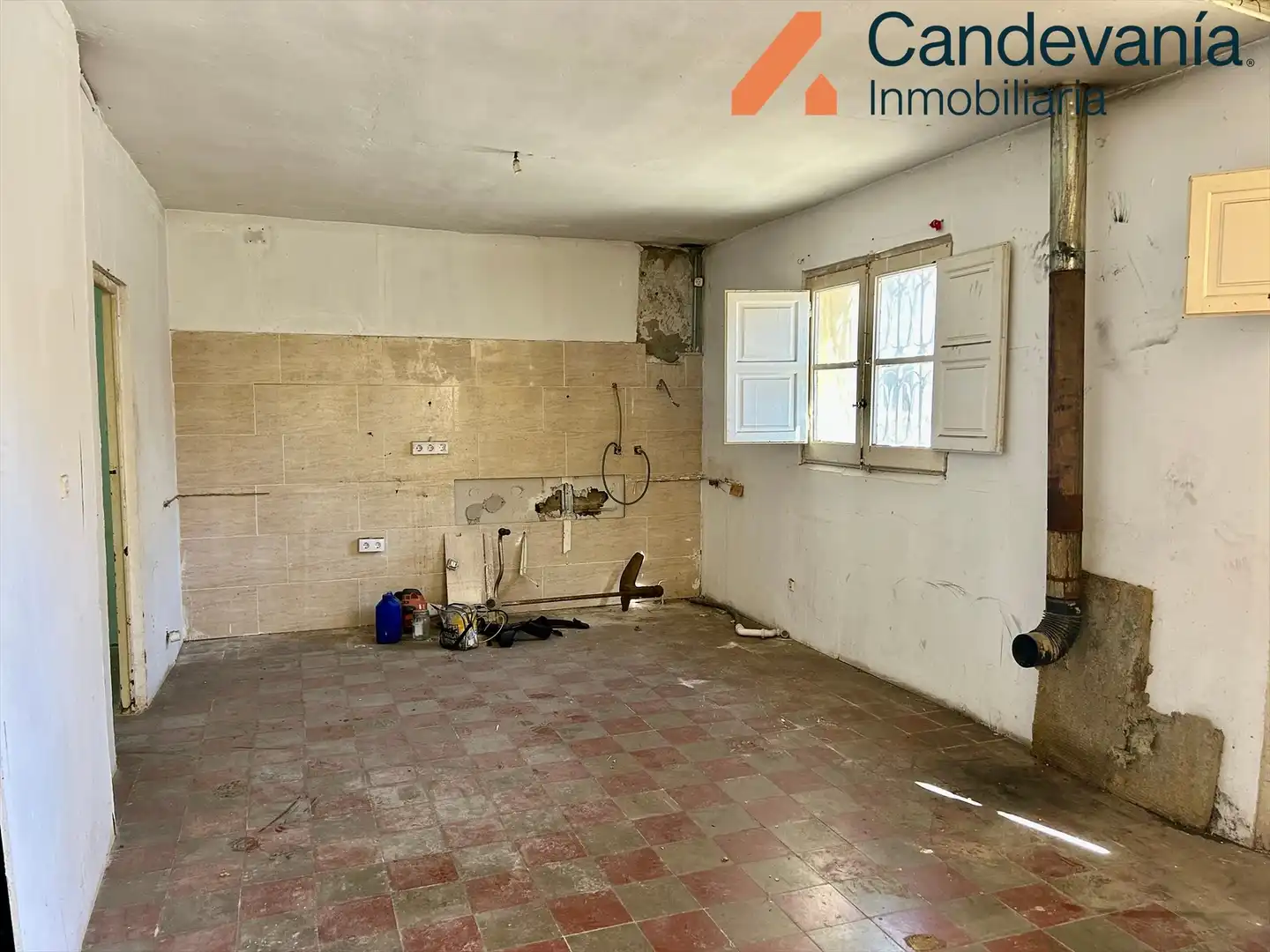Cuina de Casa o xalet en venda en Zuera amb Jardí privat