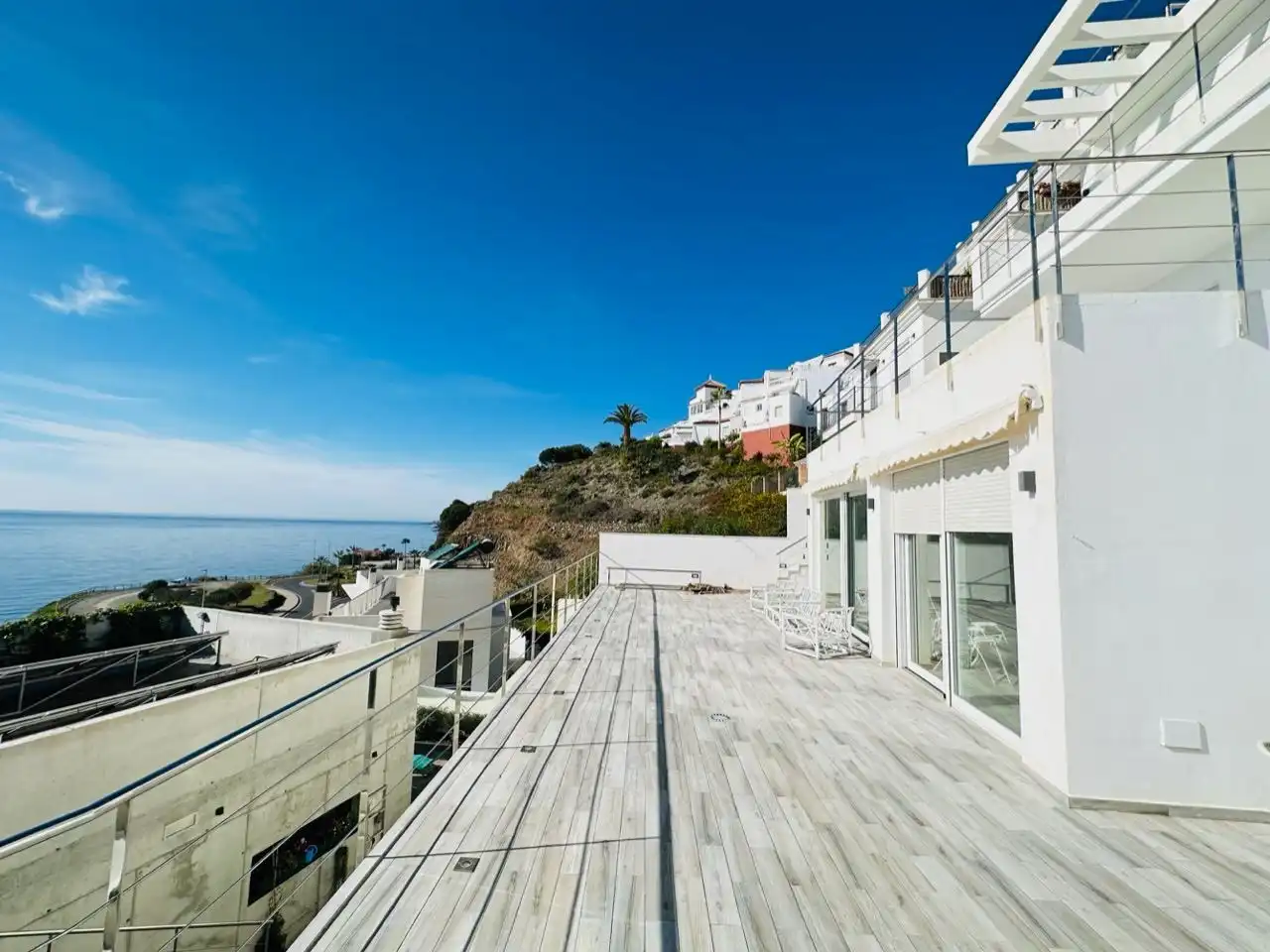 Terrassa de Casa o xalet en venda en Nerja amb Aire condicionat, Jardí privat i Traster