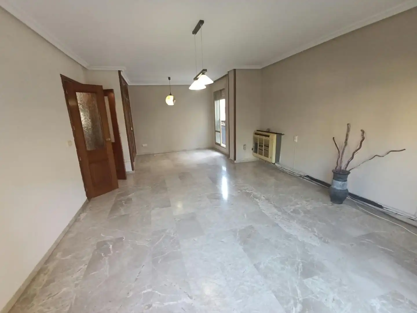 Piso en venta en Linares con Aire acondicionado y Calefacción