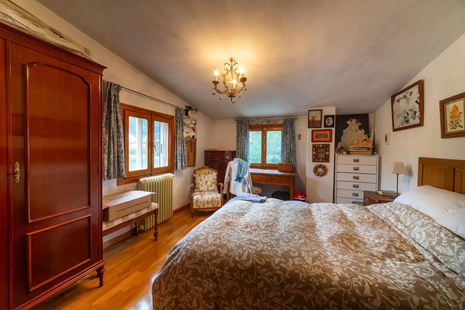 Habitación de Casa o chalet en venta en Valladolid con Calefacción, Jardín privado y Piscina