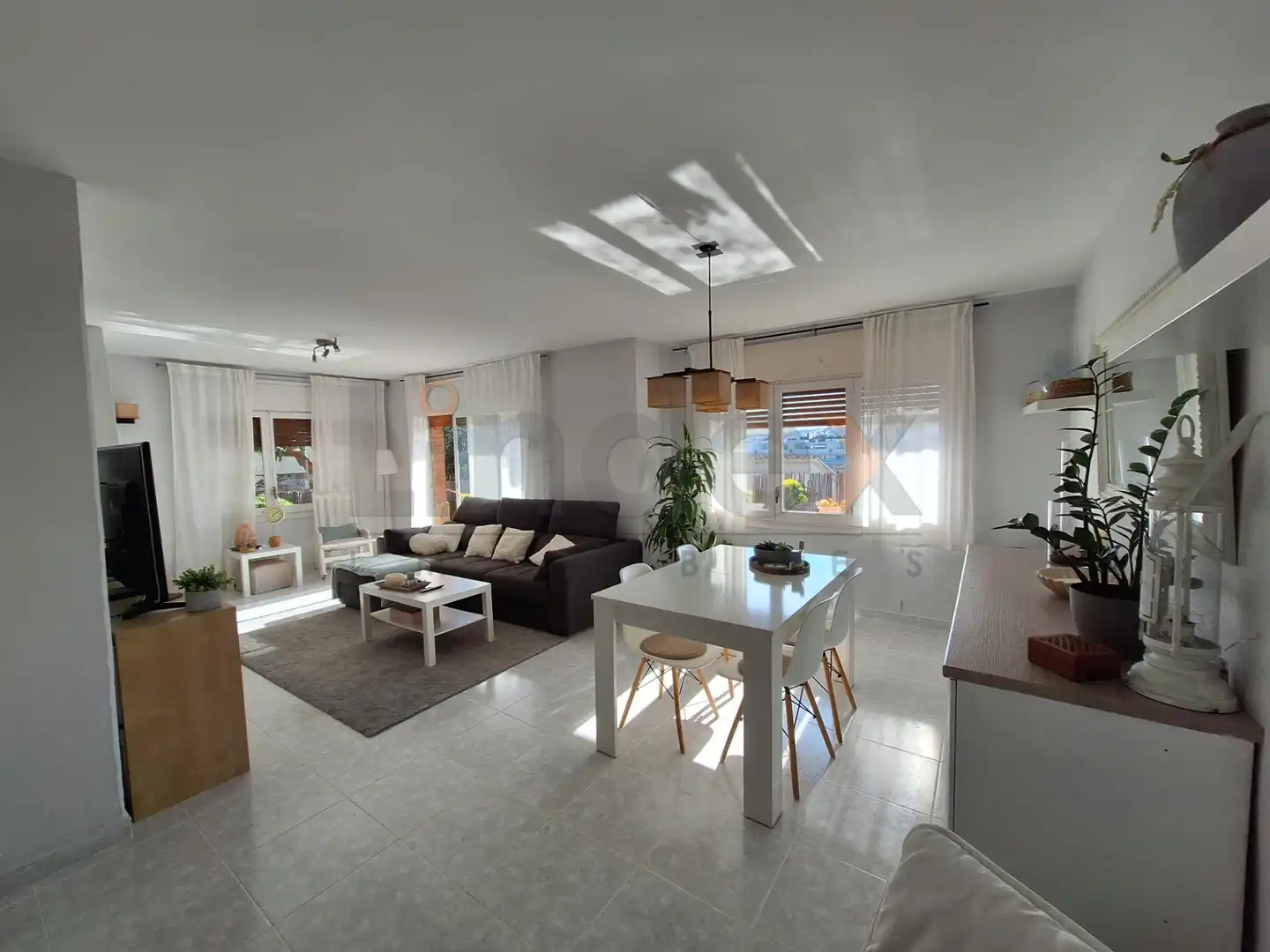 Sala de estar de Casa o chalet en venta en Arenys de Mar con Calefacción, Jardín privado y Parquet