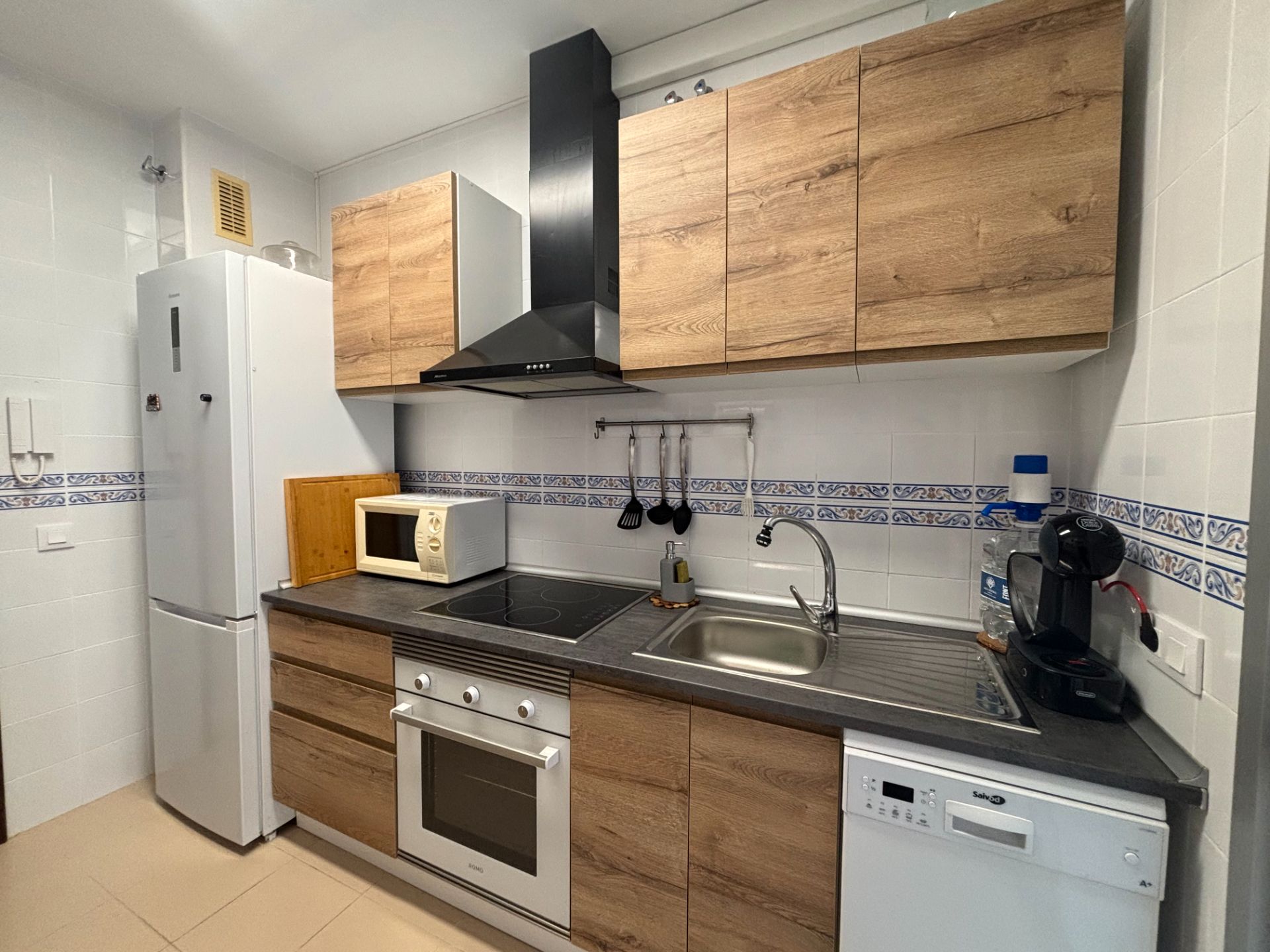 Pis de lloguer a Calle Flor de Salvia, Colores -  Entreparques