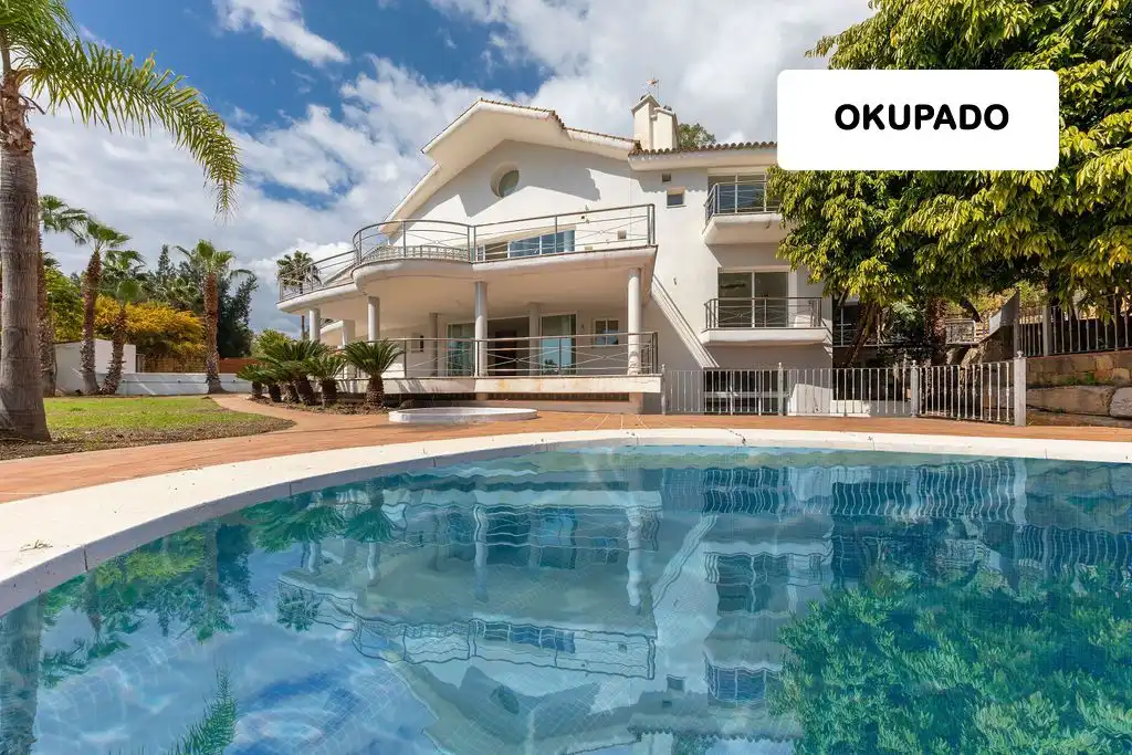 Vista exterior de Casa o chalet en venta en Benahavís con Aire acondicionado, Calefacción y Jardín privado