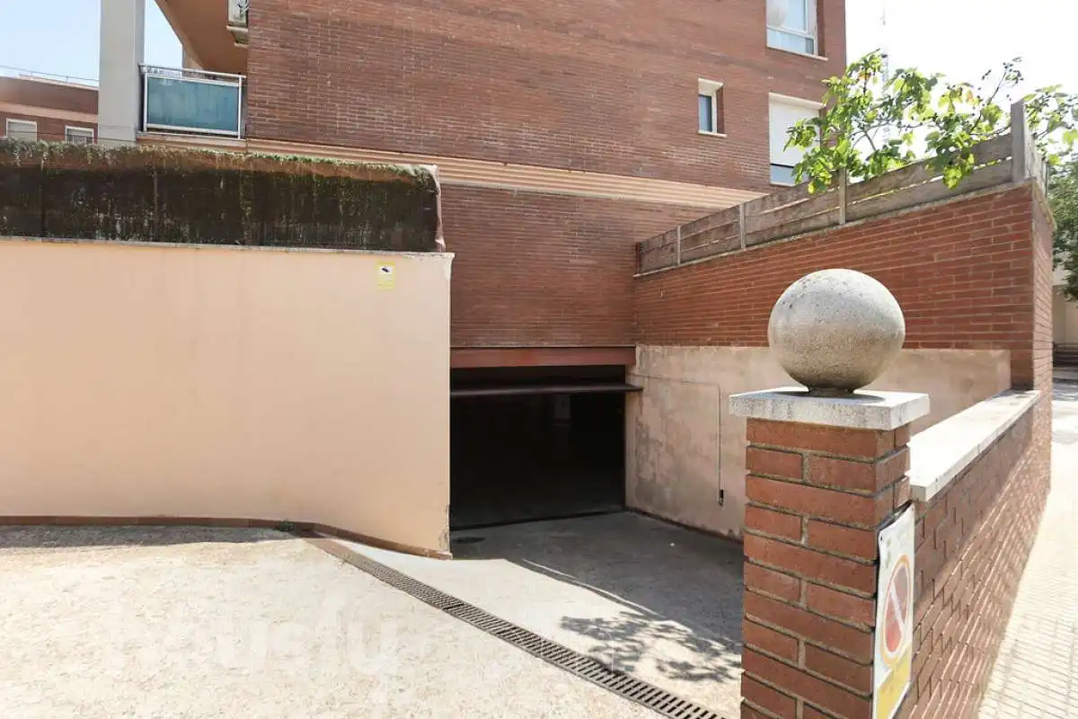 Parkplatz von Wohnung zum Verkauf in Tordera mit Klimaanlage, Heizung und Terrasse