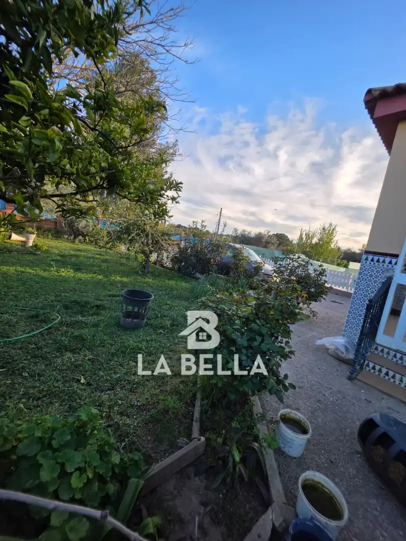 Casa o xalet en venda en Coria del Río amb Aire condicionat, Jardí privat i Traster