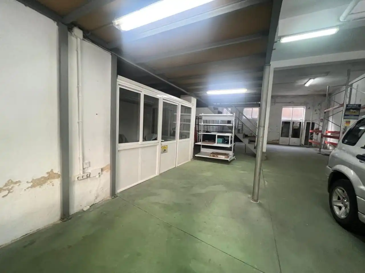 Commercial properties for sale in Avenida Avenida de portugal, 123, A Carballeira
