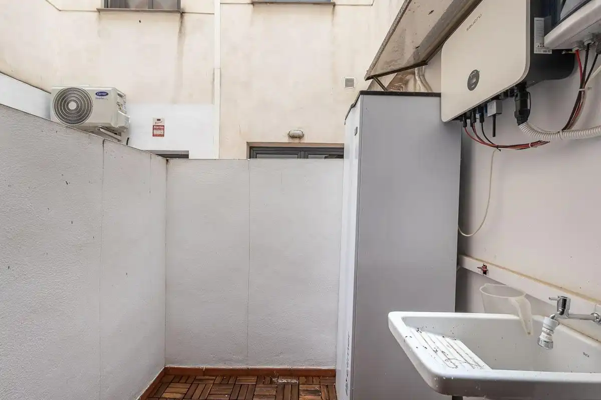 Detached homes for sale in Poniente