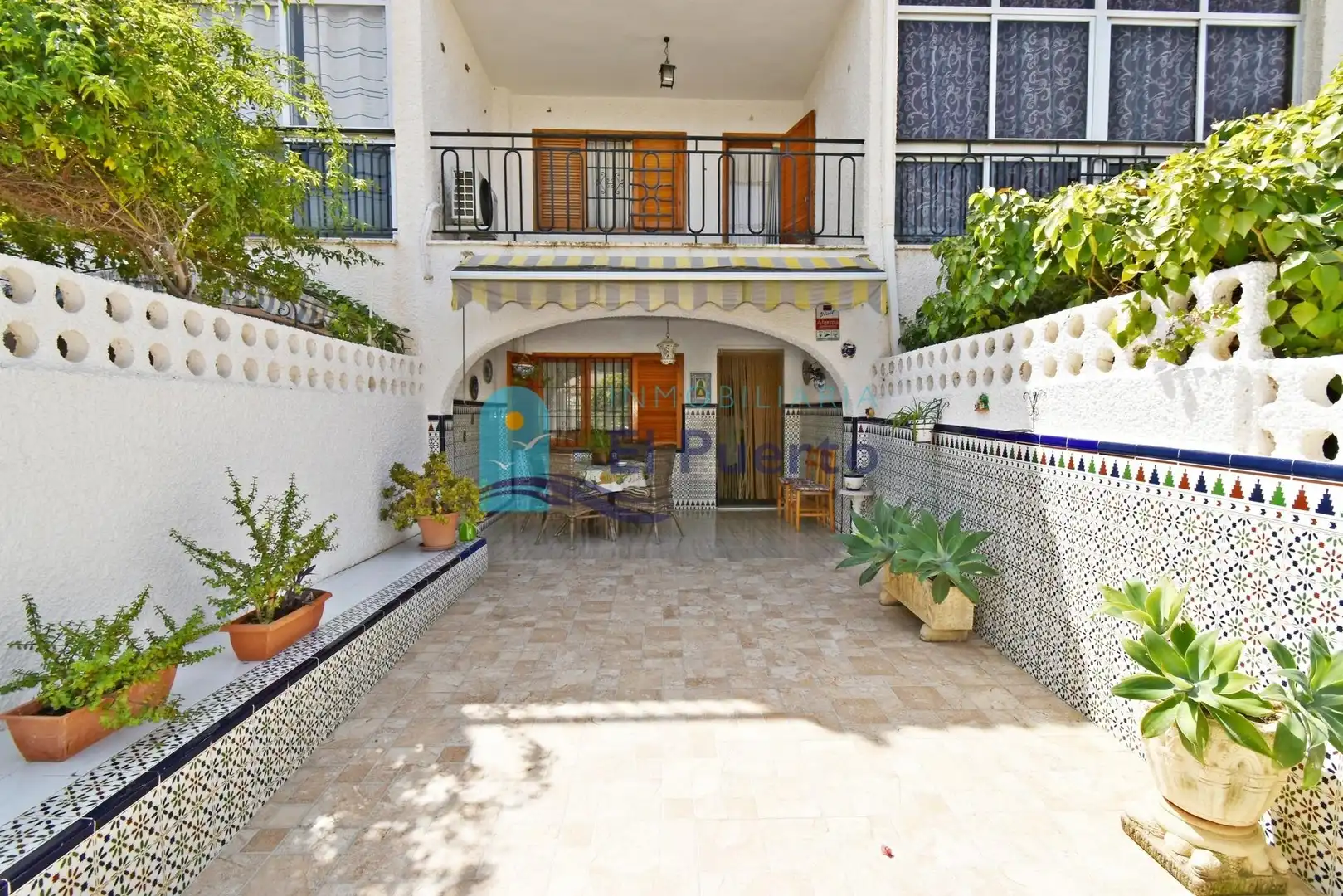 Vista exterior de Dúplex en venta en Mazarrón con Aire acondicionado, Calefacción y Jardín privado