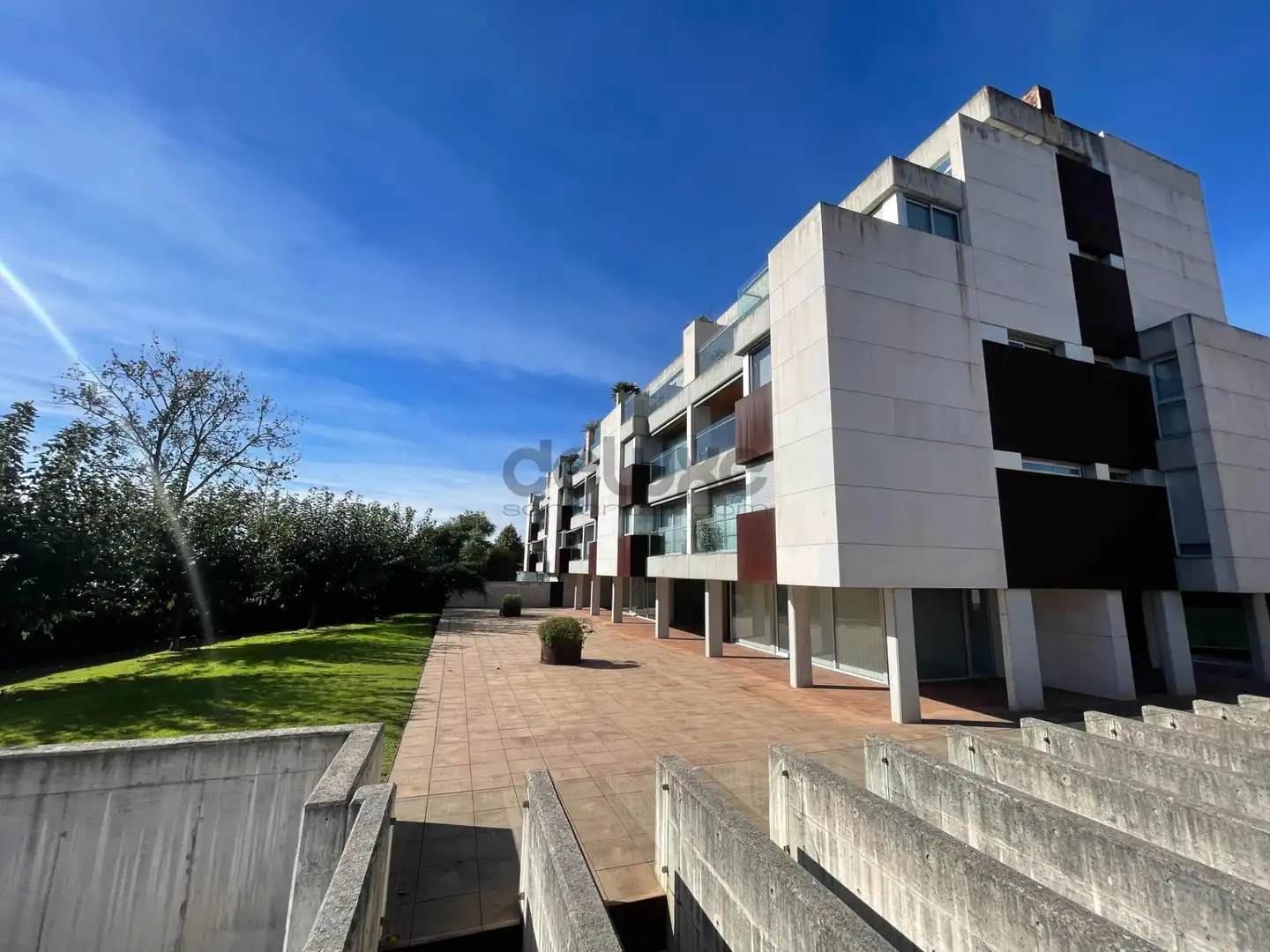 Vista exterior de Planta baja en venta en Santander con Calefacción, Jardín privado y Terraza