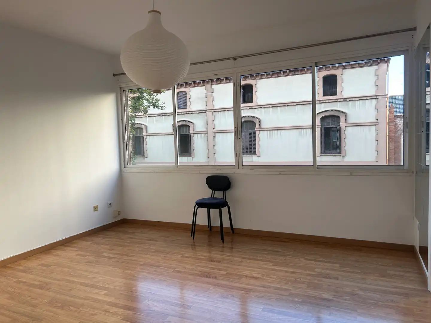 Bedroom of Flat for rent in Barcelona  with Oven