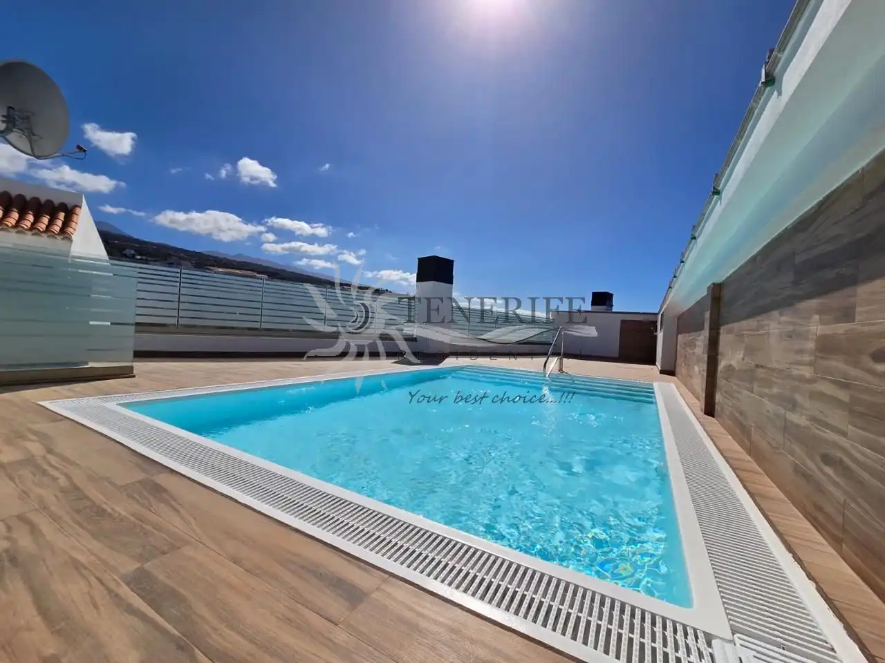 Piscina de Planta baixa en venda en Santiago del Teide amb Aire condicionat i Moblat
