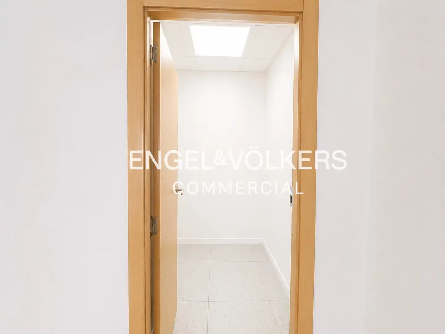 Oficina de alquiler en Sant Joan Despí con Aire acondicionado