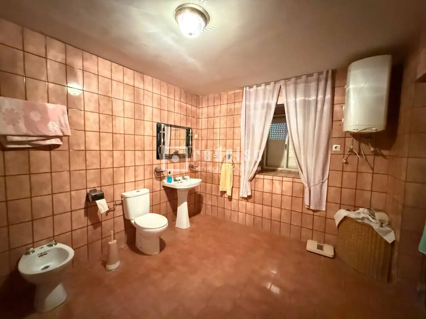 Bathroom of Houses for sale in Durón  with Heating, Storage room and Furnished