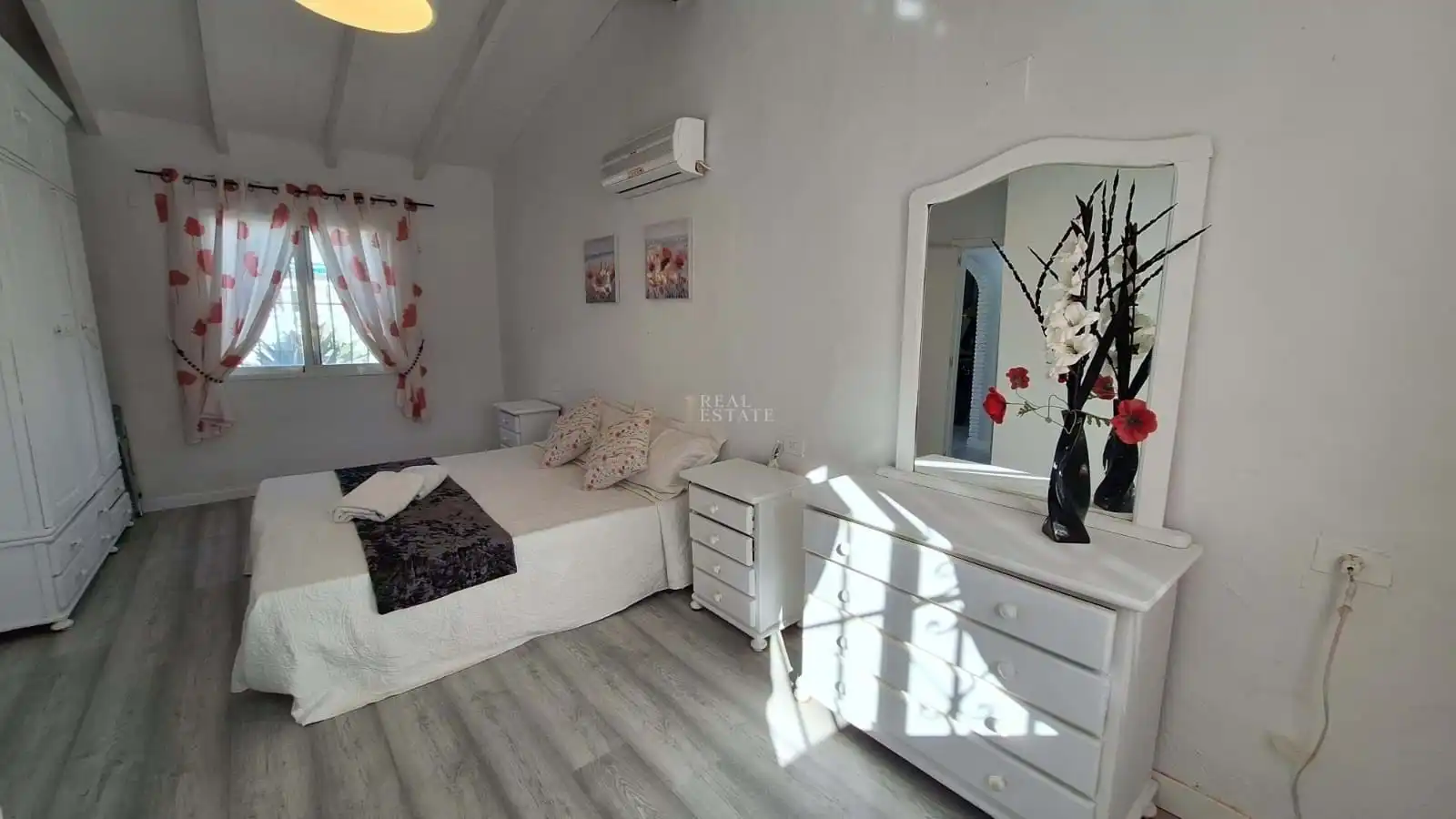 Bedroom of Houses for sale in Dénia  with Air Conditioner and Terrace