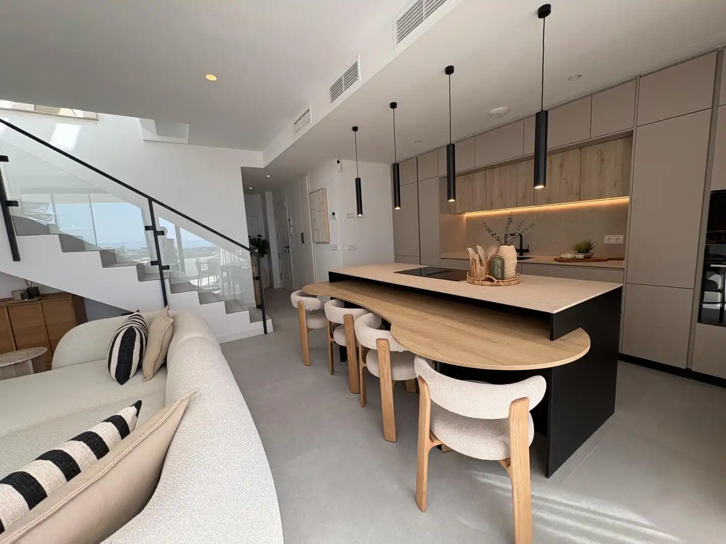 Apartment with pool for sale in Calle de la Cornisa, imagen 10