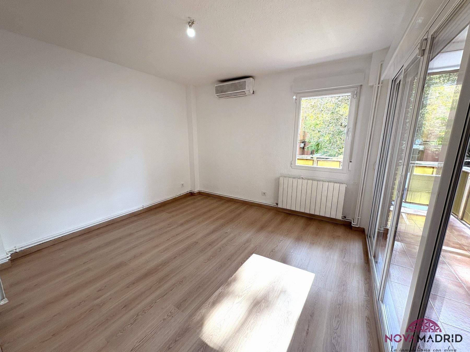 Dormitori de Pis en venda en Fuenlabrada amb Aire condicionat, Calefacció i Terrassa