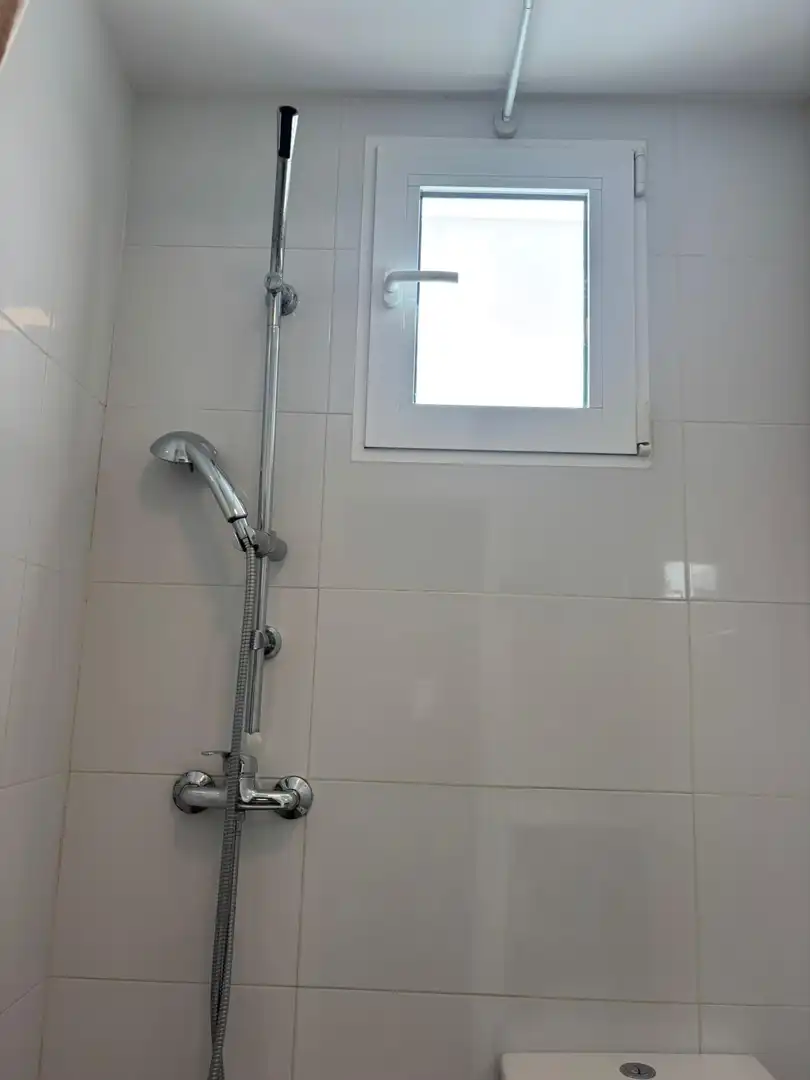 Baño de Piso en venta en Valencia con Aire acondicionado, Calefacción y Balcón