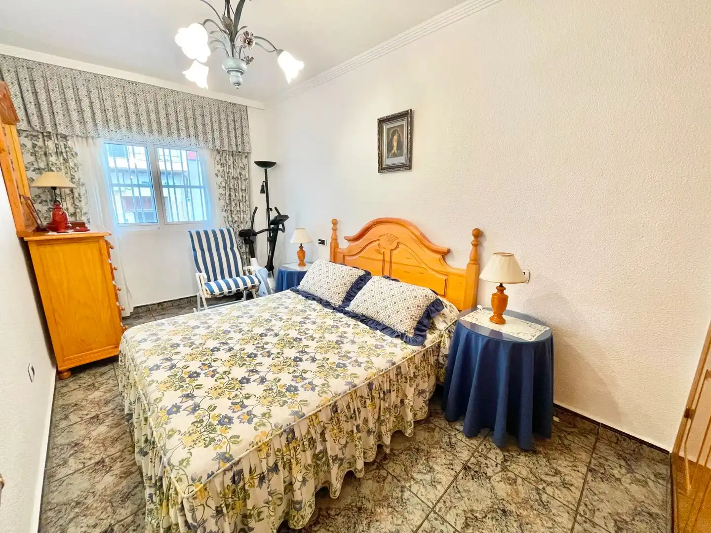 Dormitori de Casa o xalet de lloguer en Los Alcázares amb Aire condicionat, Moblat i Rentadora