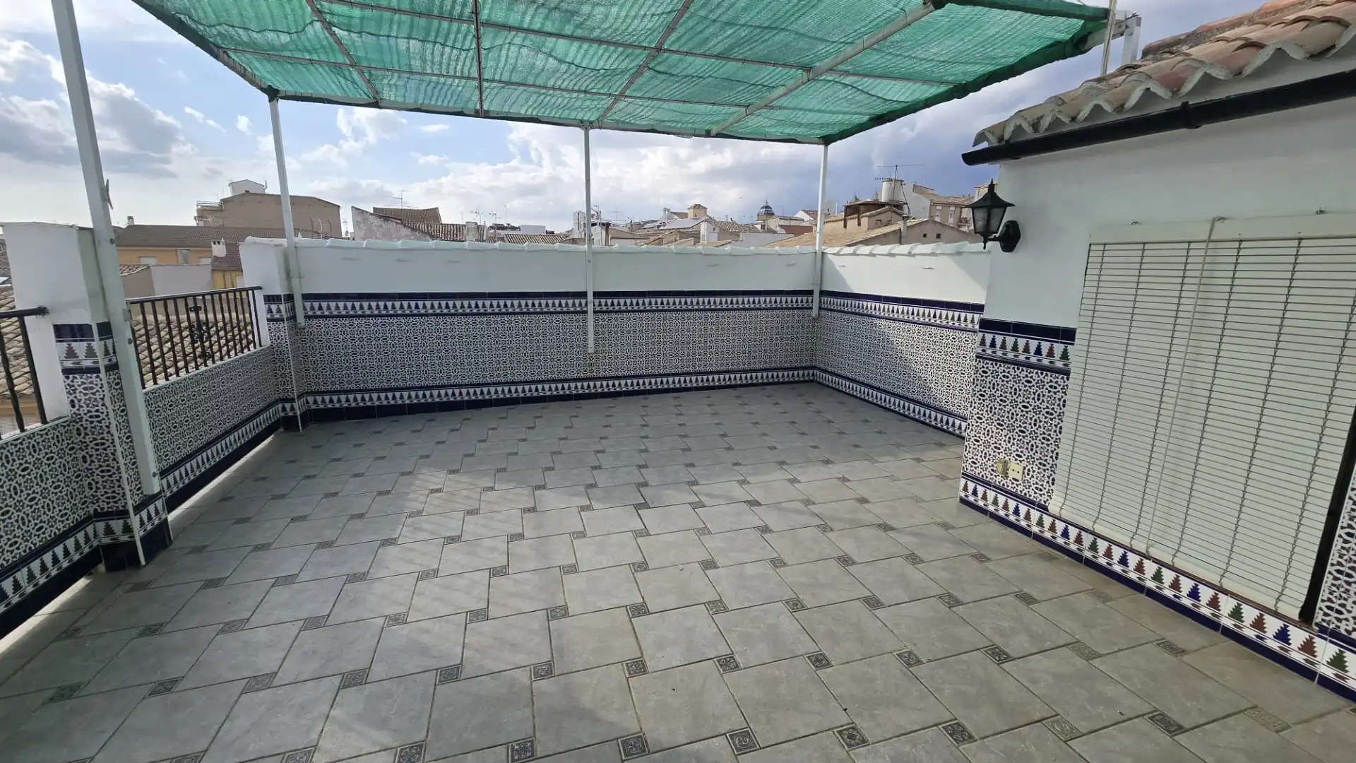 En Pleno Casco Antiguo de Ubeda se encuentra esta Casa distribuida en 3 viviendas independientes, ideal para invertir, immagine 2