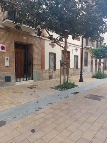 Piso en Venta en Carrer del Comte d'Almenara en El Cabanyal - El Canyamelar