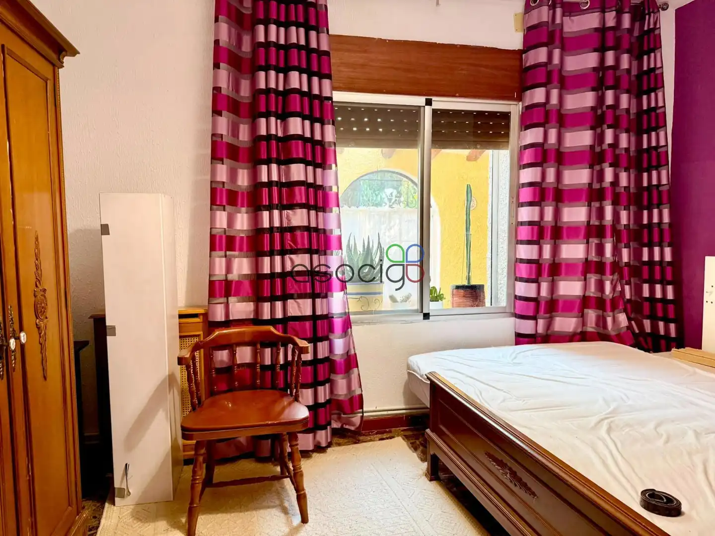 Dormitori de Casa o xalet en venda en Alovera amb Calefacció, Jardí privat i Terrassa