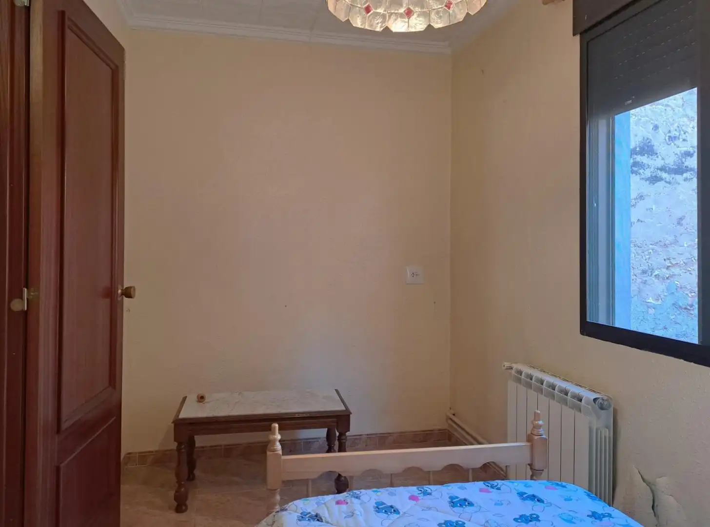 Bedroom of Houses for sale in Requena  with Heating and Terrace