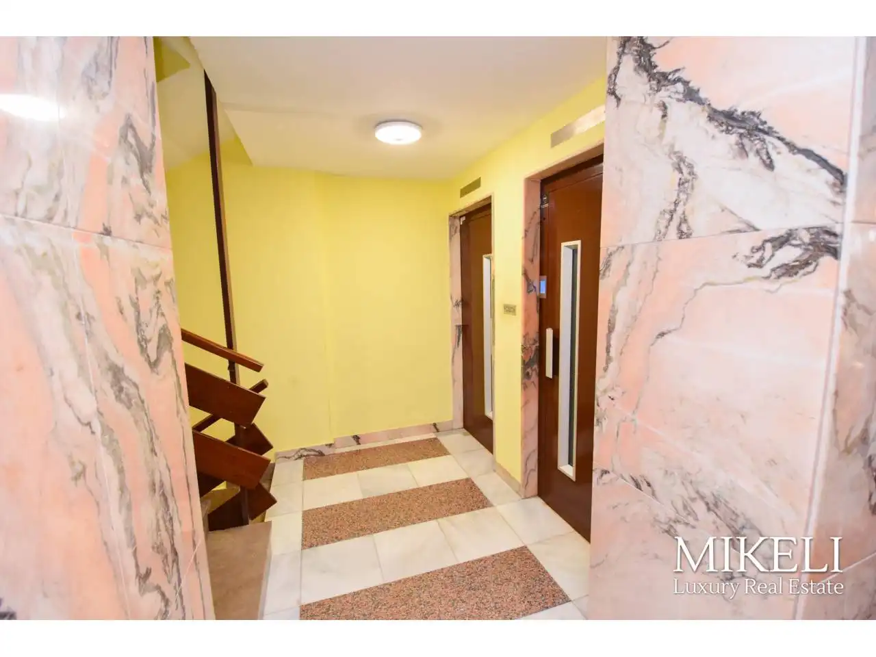 Flat for rent in Valdenoja