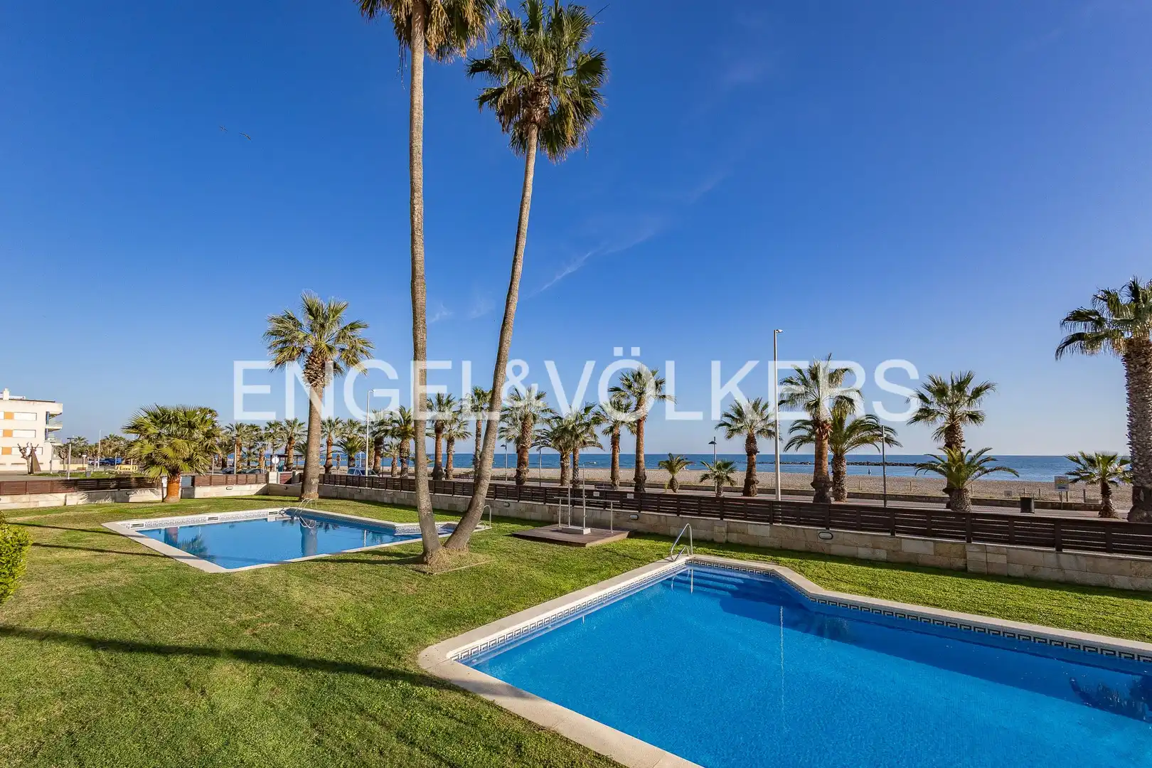 Exterior view of Attic for sale in Cubelles  with Air Conditioner, Heating and Private garden