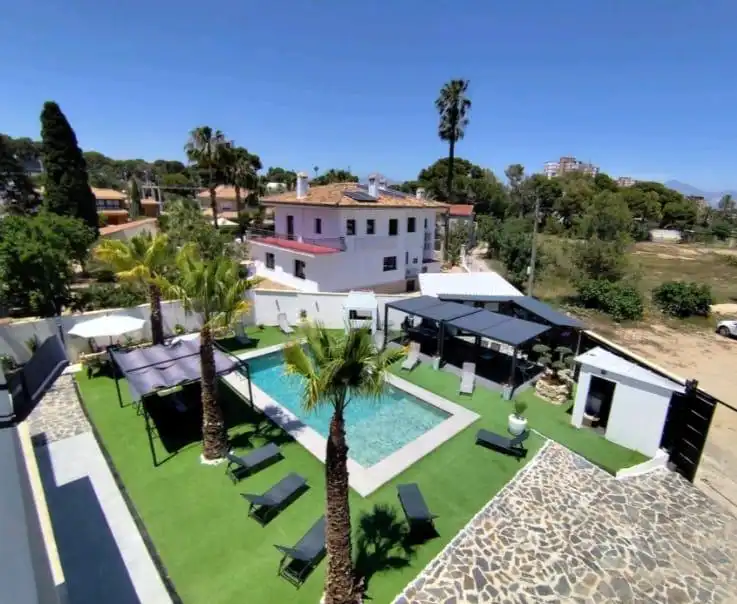 Chalet con terraza en venta en Garbinet - Vistahermosa, imagen 33