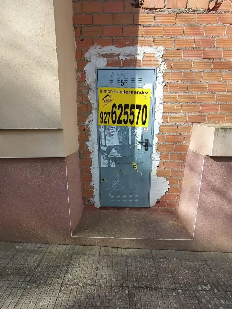 Local de alquiler en Cáceres