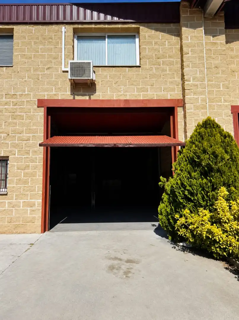 Nave industrial en venta en Becerril de la Sierra, Madrid